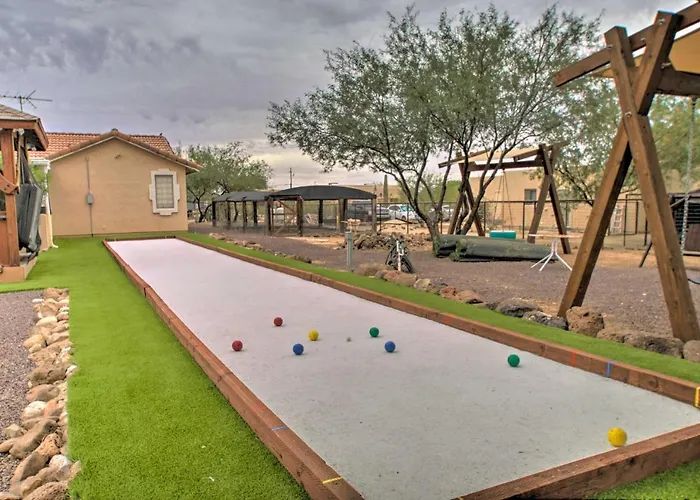 Patio + Pool Table: 'kick Back Corral' In Phoenix! Anthem